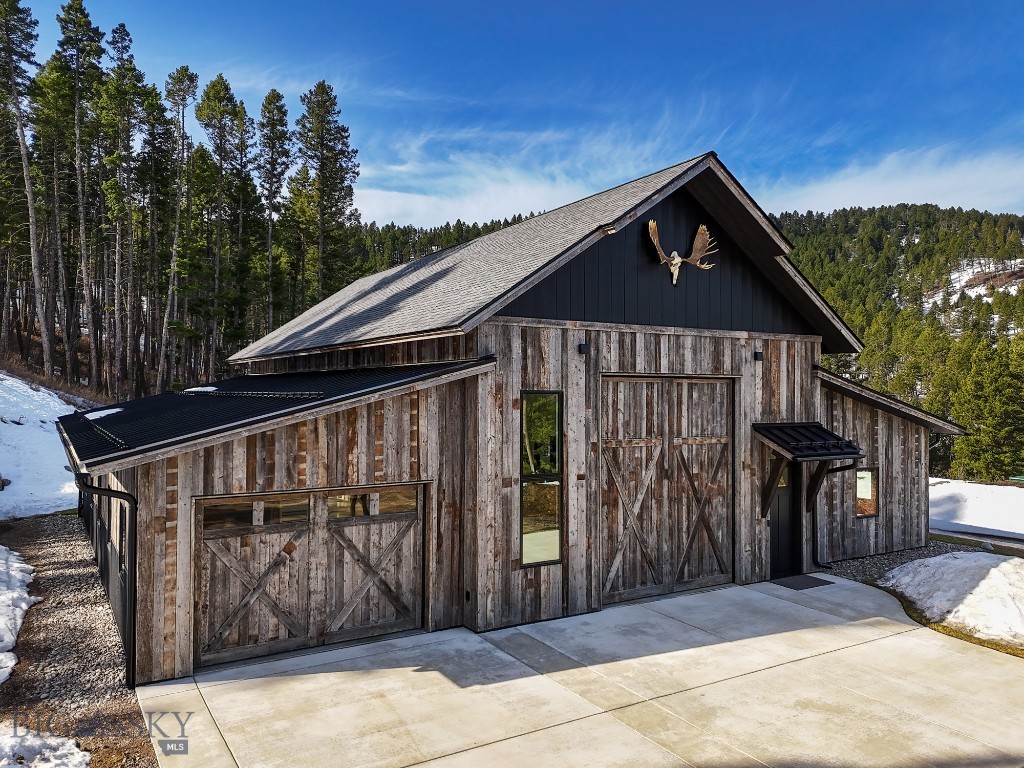 182 Elk Ridge Road, Livingston MT 59047