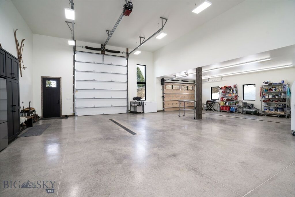 182 Elk Ridge Road, Livingston MT 59047