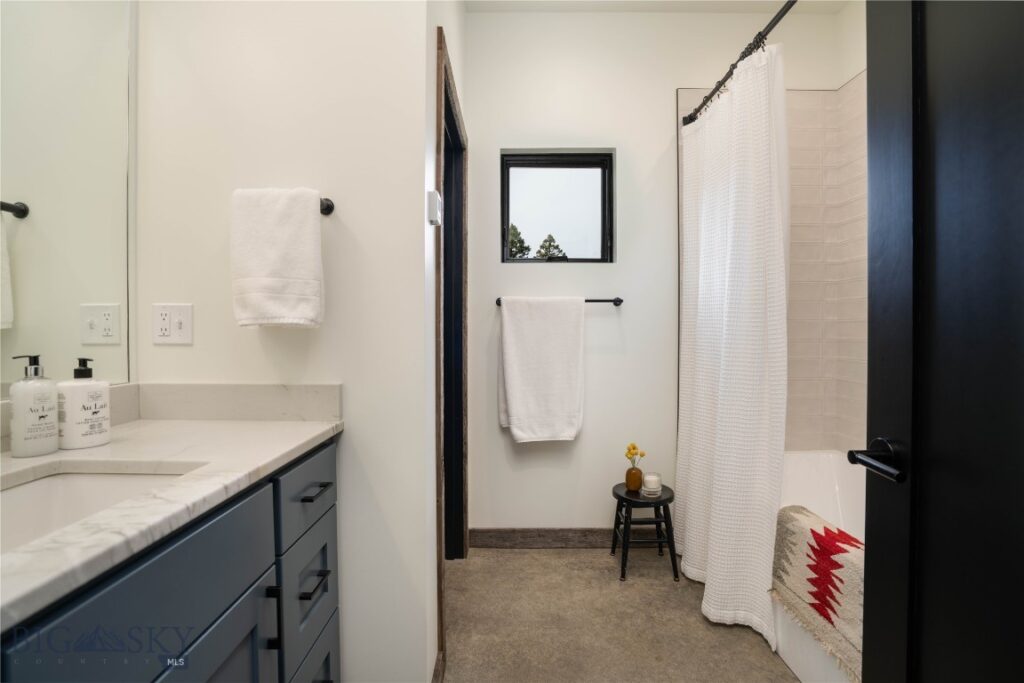 182 Elk Ridge Road, Livingston MT 59047