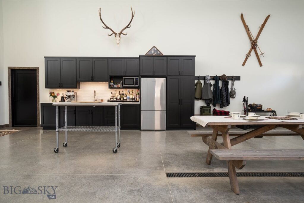 182 Elk Ridge Road, Livingston MT 59047