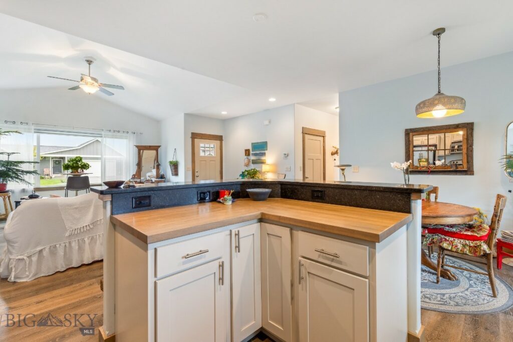 182 Snowy Owl Trail, Bozeman MT 59718