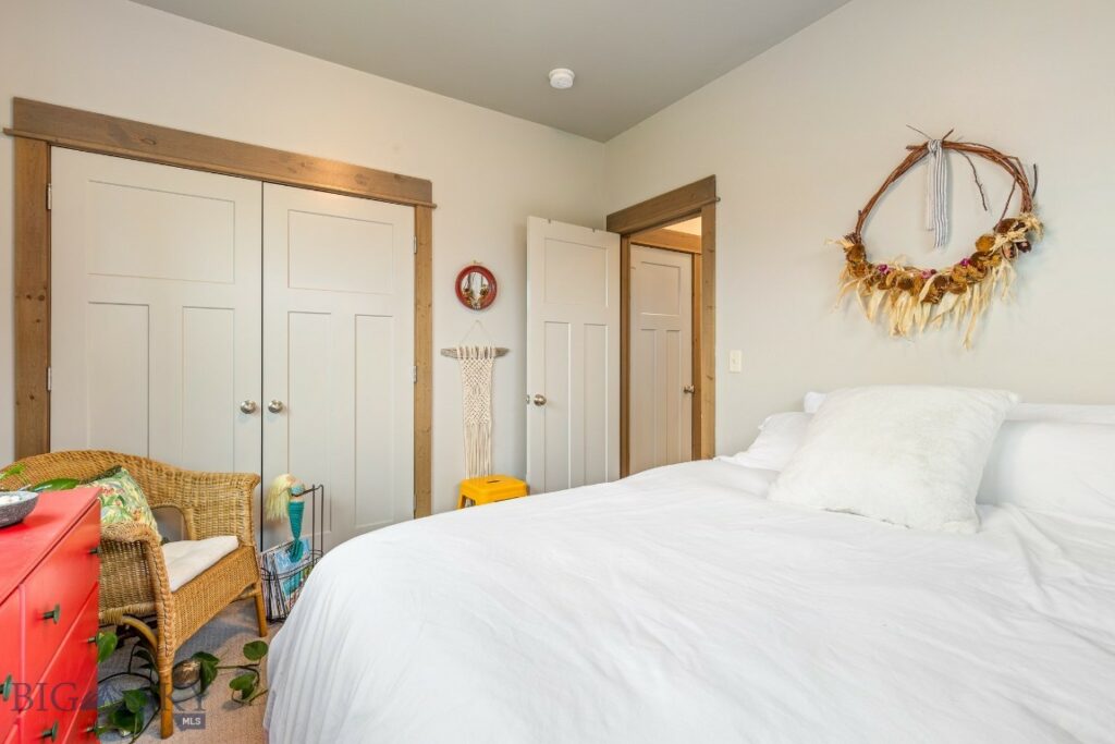 182 Snowy Owl Trail, Bozeman MT 59718