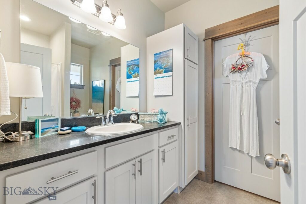 182 Snowy Owl Trail, Bozeman MT 59718