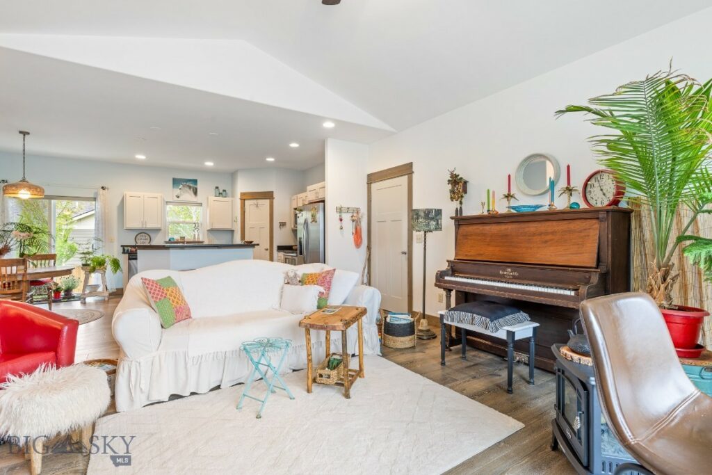 182 Snowy Owl Trail, Bozeman MT 59718