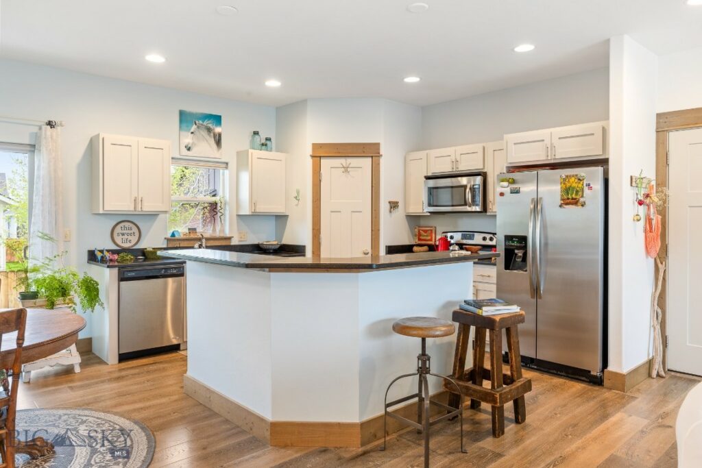 182 Snowy Owl Trail, Bozeman MT 59718