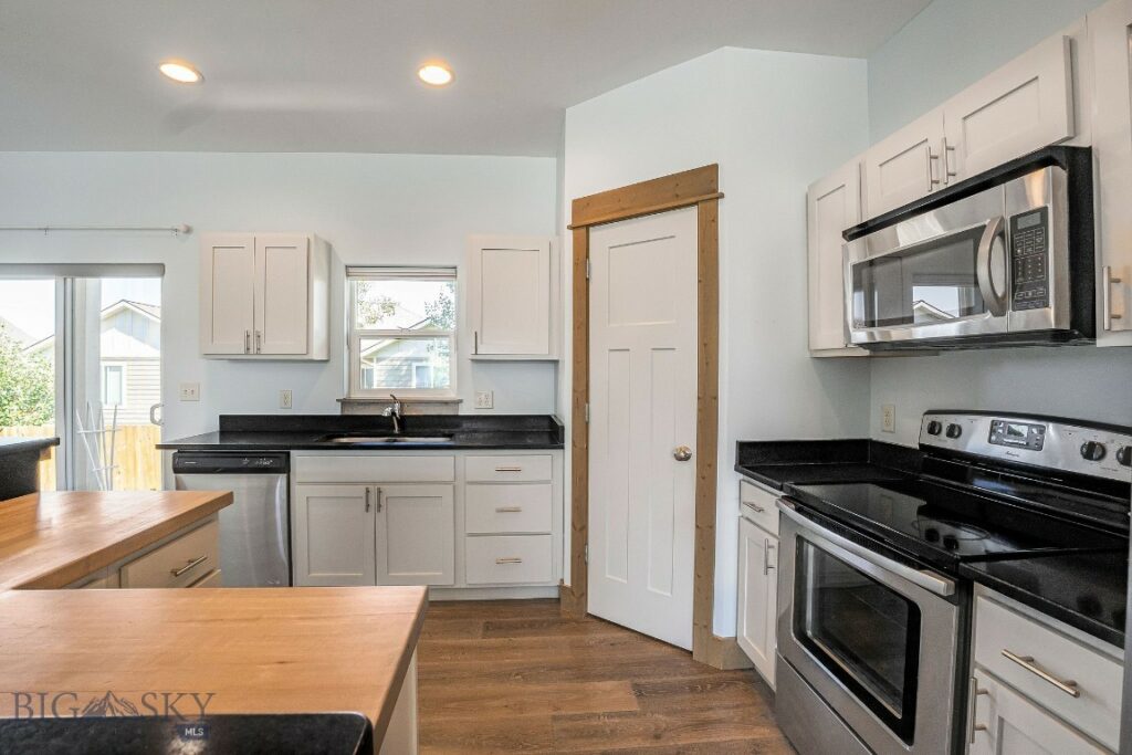 182 Snowy Owl Trail, Bozeman MT 59718