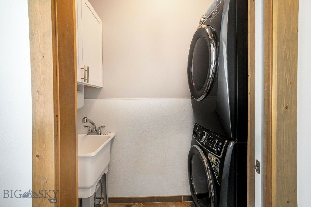 182 Snowy Owl Trail, Bozeman MT 59718