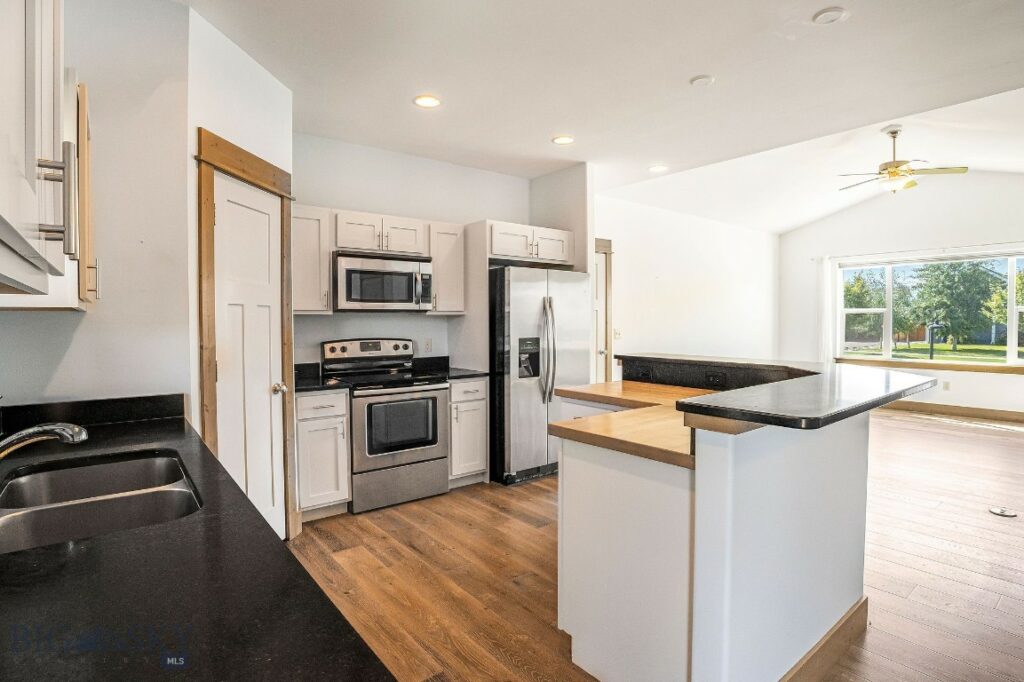 182 Snowy Owl Trail, Bozeman MT 59718
