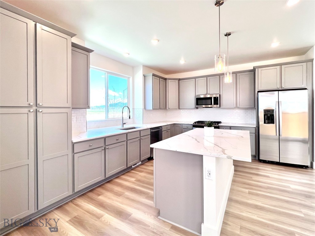 1823 Cottonwood Road, Bozeman MT 59718