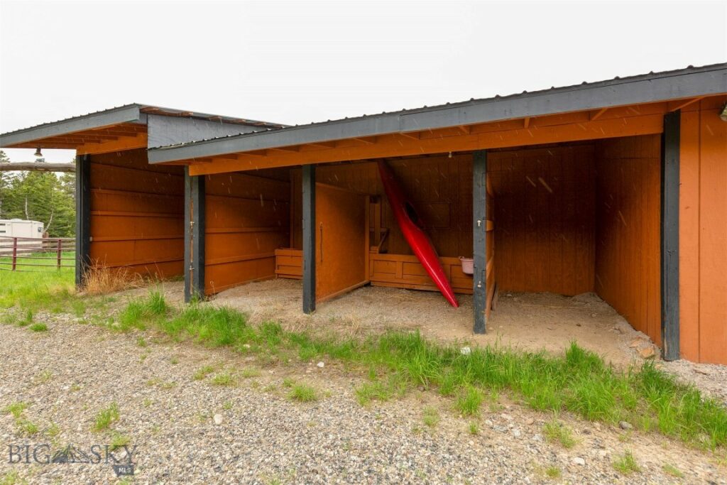 185 Peak Road, Bozeman MT 59715