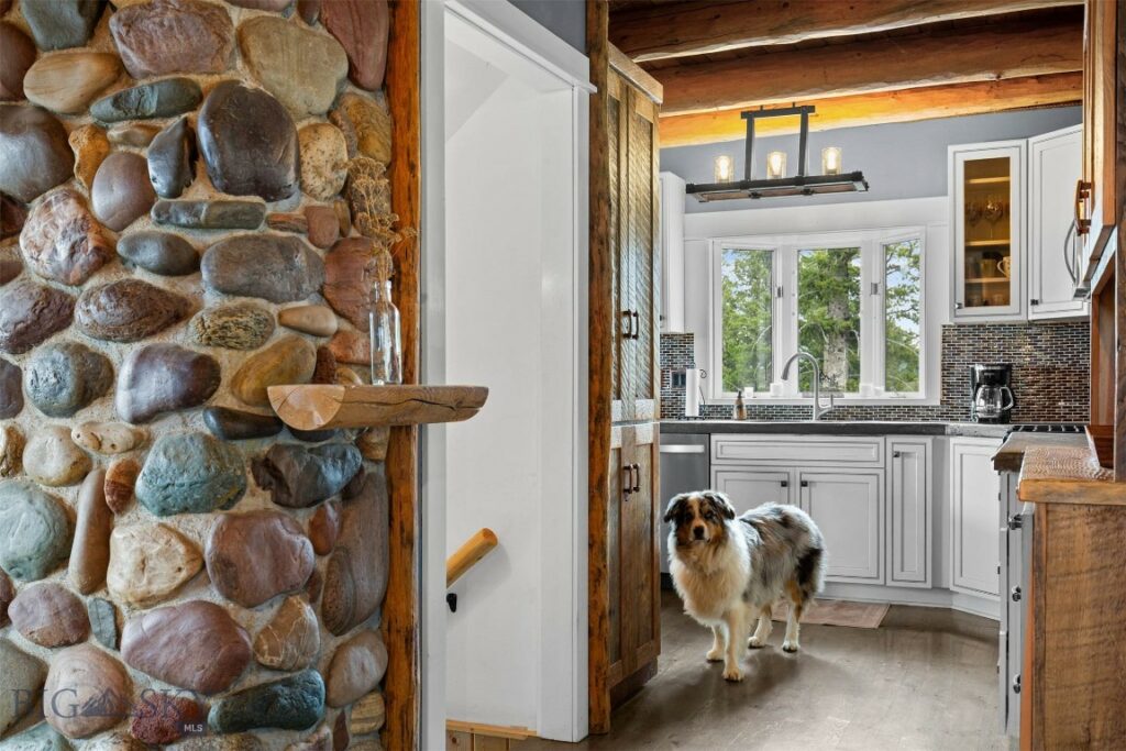 185 Peak Road, Bozeman MT 59715