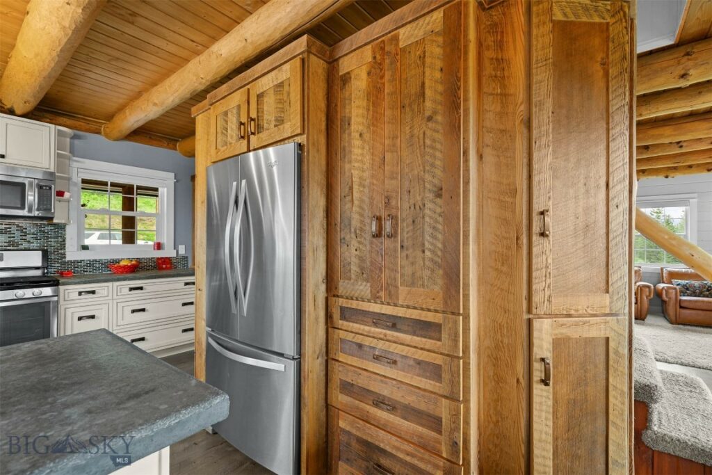 185 Peak Road, Bozeman MT 59715