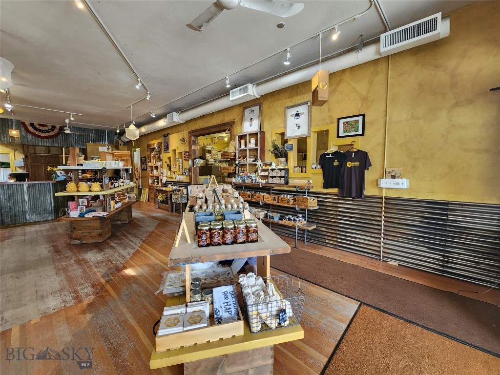 19 S Tracy, Bozeman MT 59715