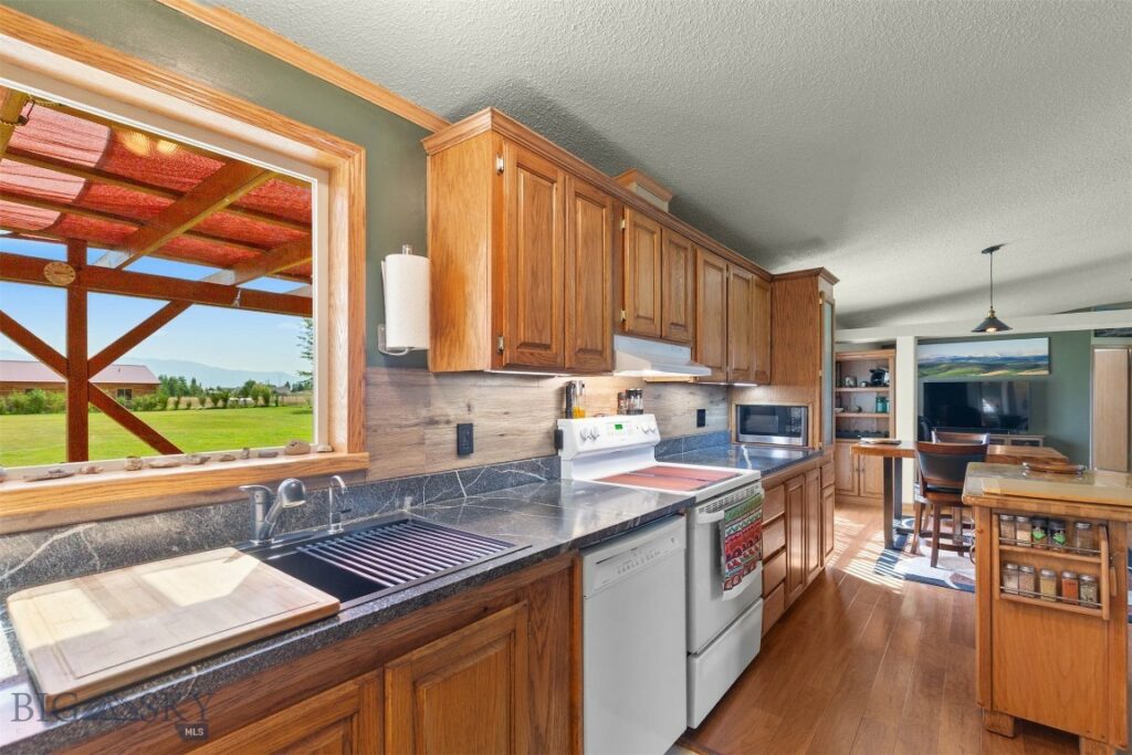 190 Tracy Ann Drive, Belgrade MT 59714