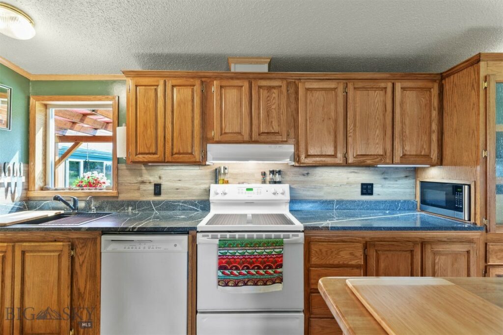 190 Tracy Ann Drive, Belgrade MT 59714