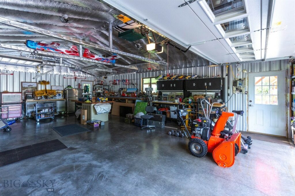 190 Tracy Ann Drive, Belgrade MT 59714