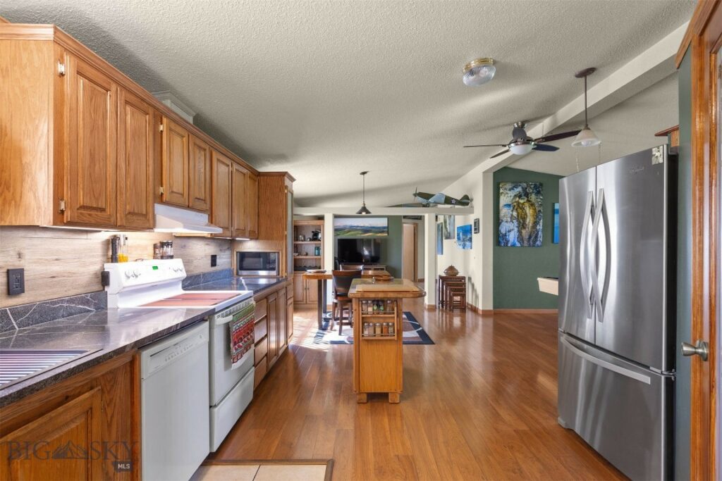 190 Tracy Ann Drive, Belgrade MT 59714