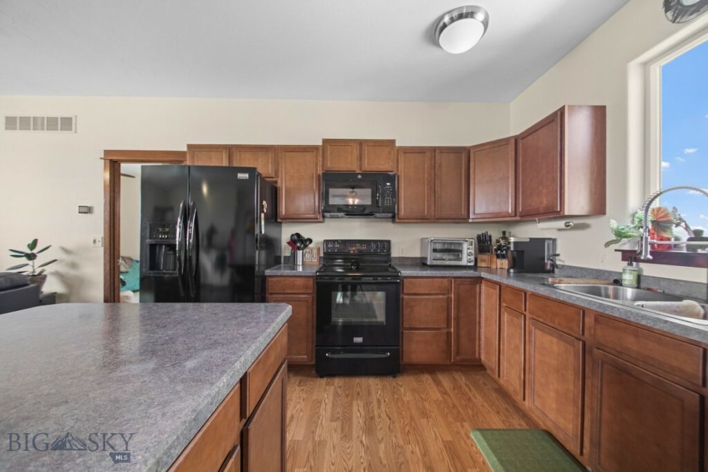 191 Barnes Drive, Belgrade MT 59714