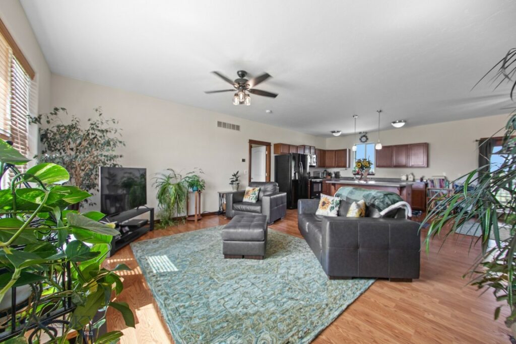 191 Barnes Drive, Belgrade MT 59714