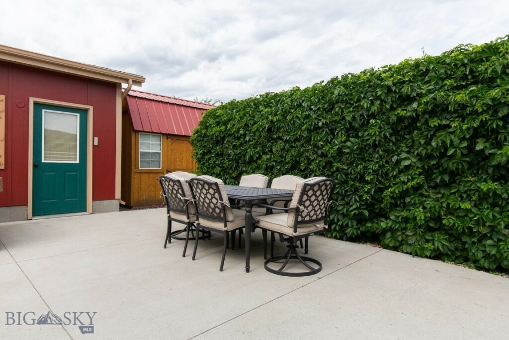 191 S Old Place, Belgrade MT 59714