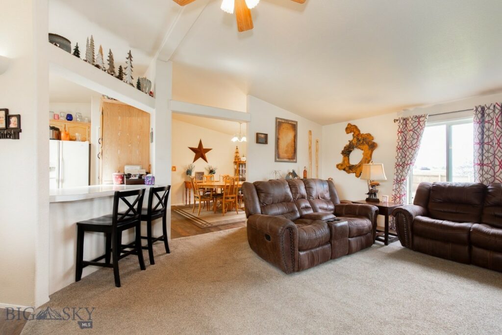 191 S Old Place, Belgrade MT 59714
