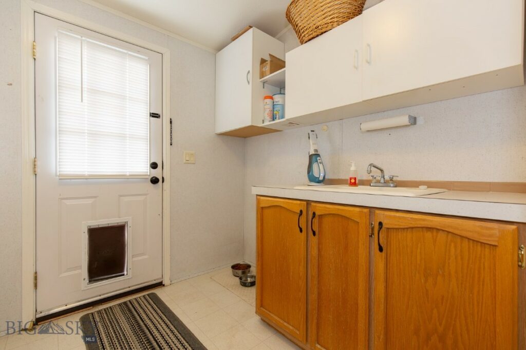 191 S Old Place, Belgrade MT 59714