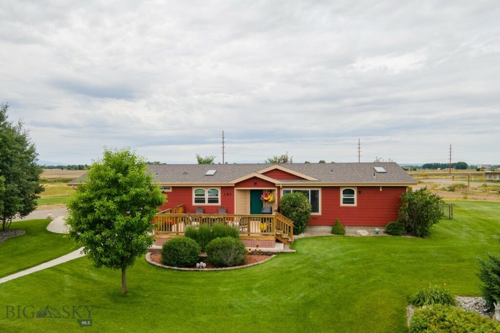 191 S Old Place, Belgrade MT 59714