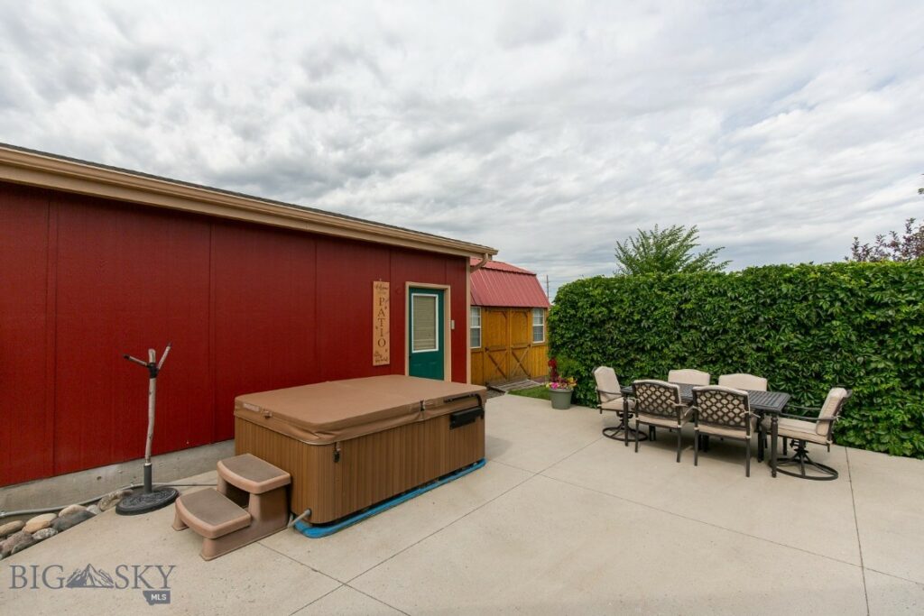 191 S Old Place, Belgrade MT 59714