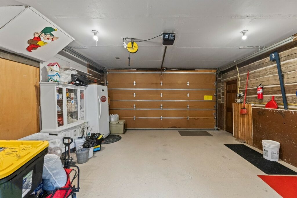 192 Mountain Brook Road, Livingston MT 59047