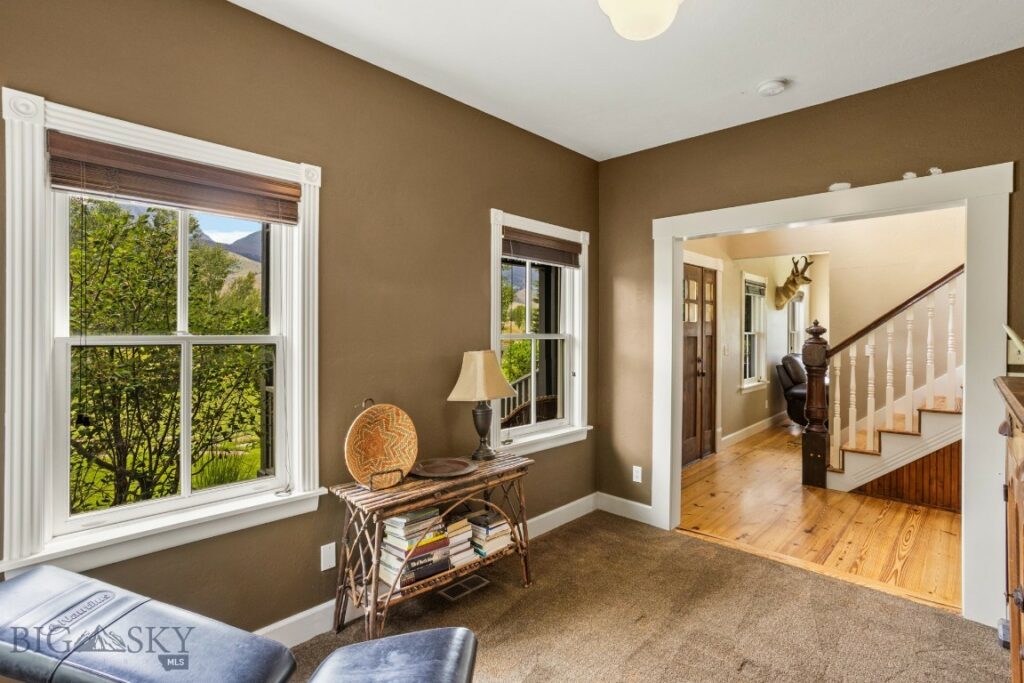 1921 E River Road, Livingston MT 59047