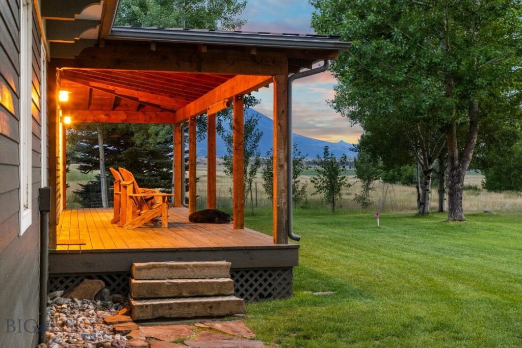 1921 E River Road, Livingston MT 59047