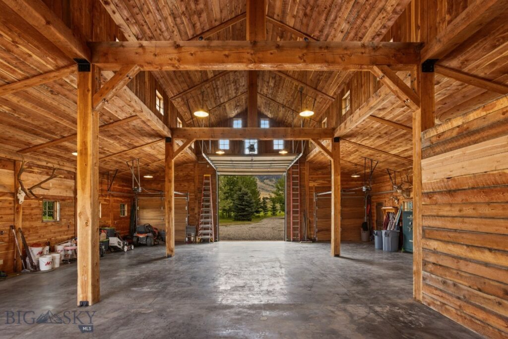 1921 E River Road, Livingston MT 59047