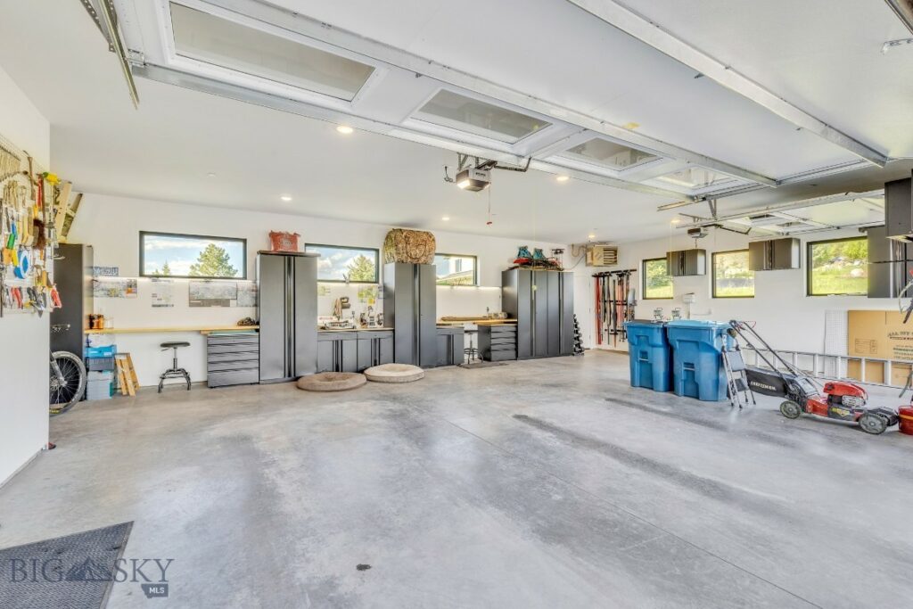 194 Snowcat Drive, Bozeman MT 59715