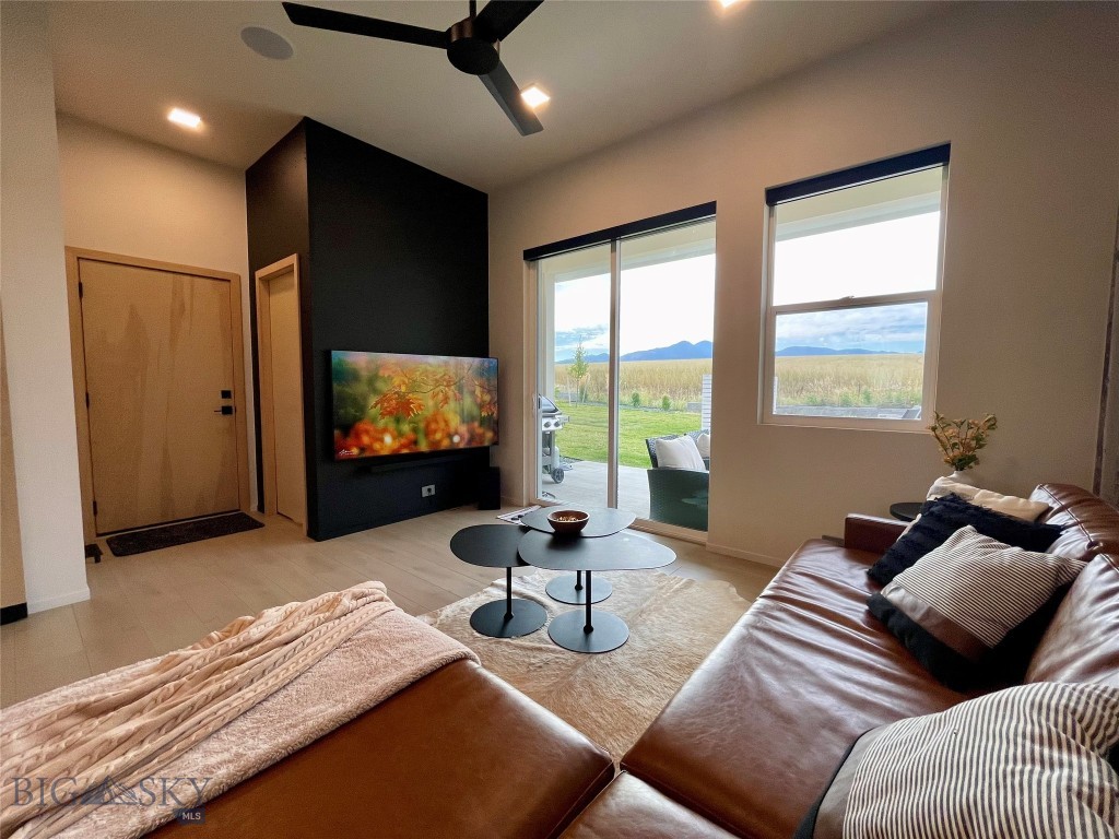 1952 Little Cottage Lane, Bozeman MT 59715