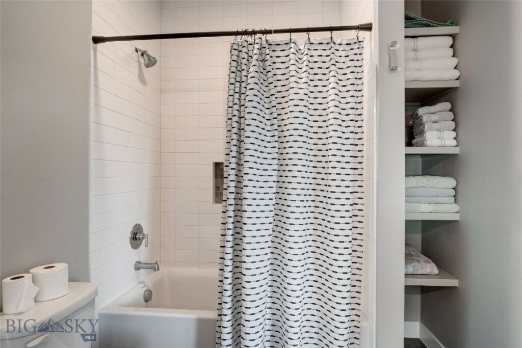 1955 Ryun Sun Way, Bozeman MT 59718