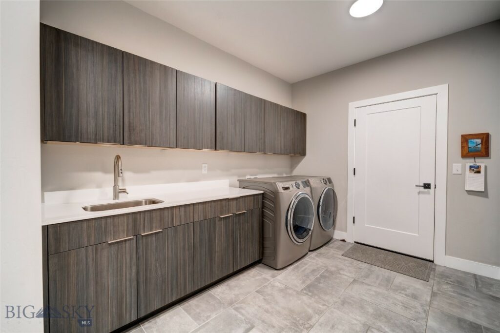 1955 Ryun Sun Way, Bozeman MT 59718