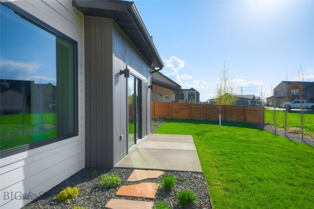 1955 Ryun Sun Way, Bozeman MT 59718