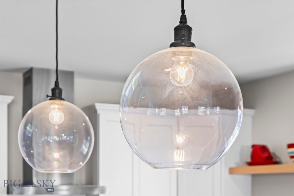 196 Arrow Peak Court, Bozeman MT 59718