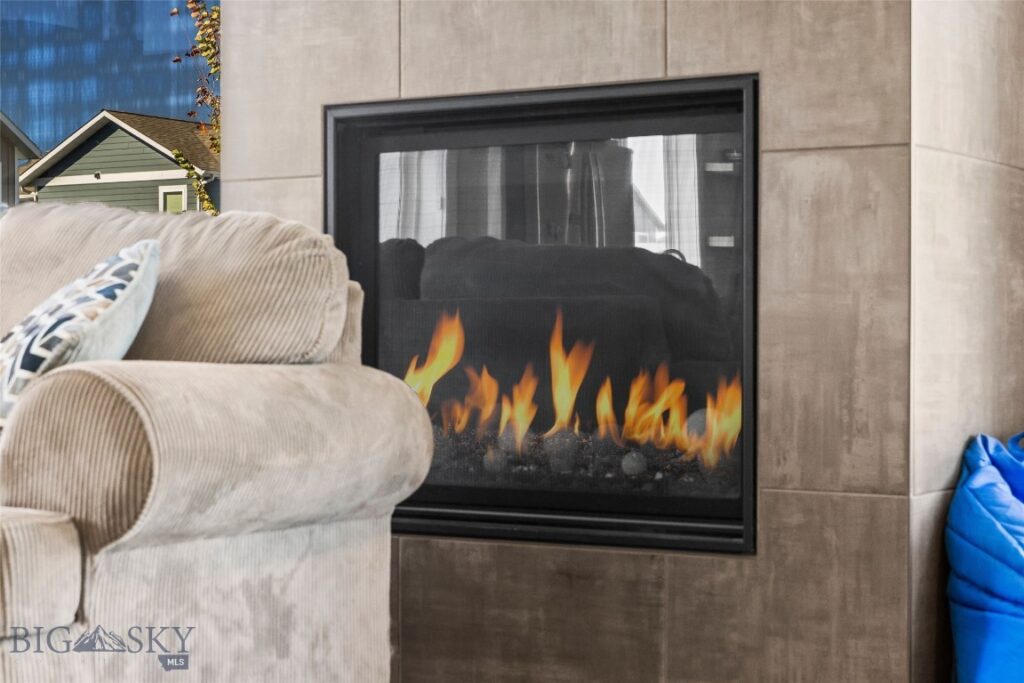 196 Arrow Peak Court, Bozeman MT 59718