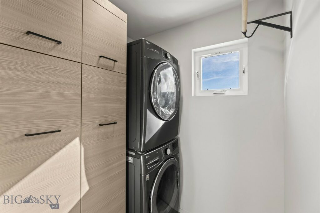 1964 Little Cottage Lane, Bozeman MT 59715