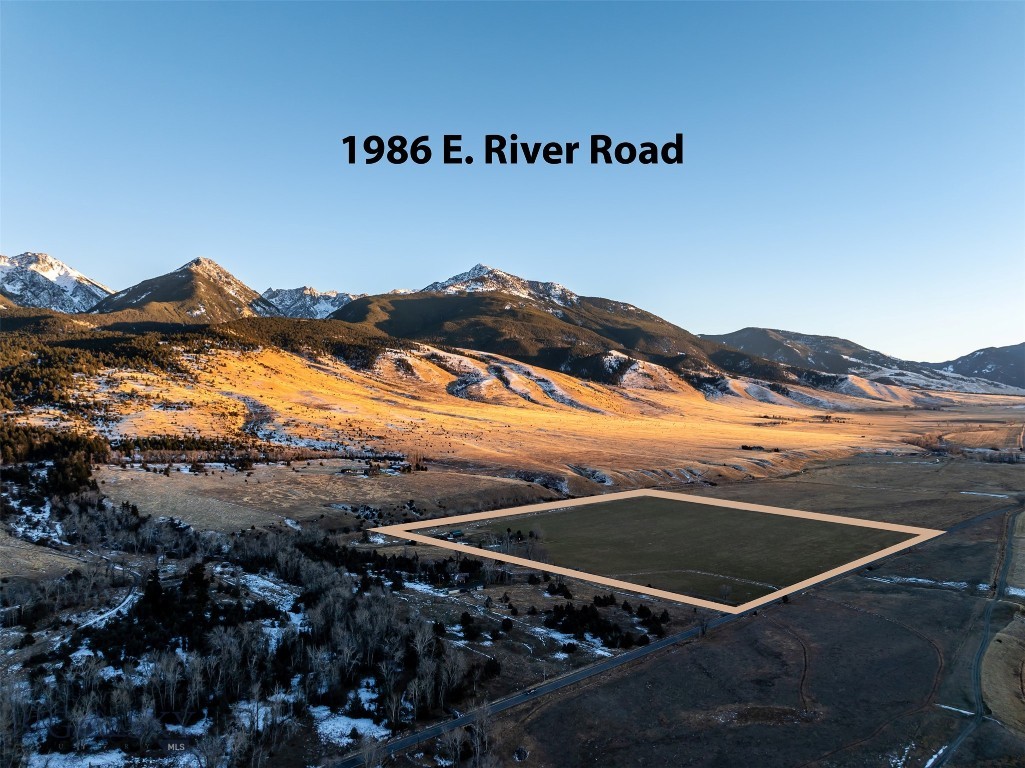 1986 East River Road, Livingston MT 59047