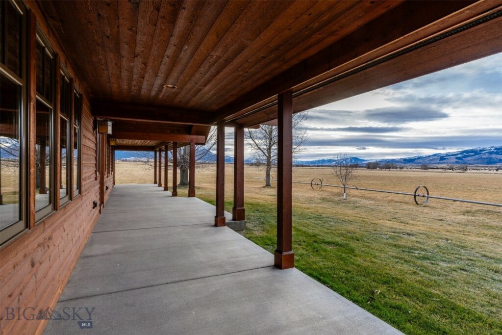 1986 East River Road, Livingston MT 59047