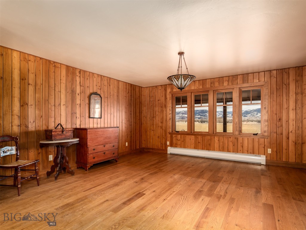 1986 East River Road, Livingston MT 59047