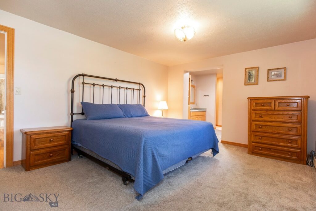 2 Shamrock Lane, Livingston MT 59047