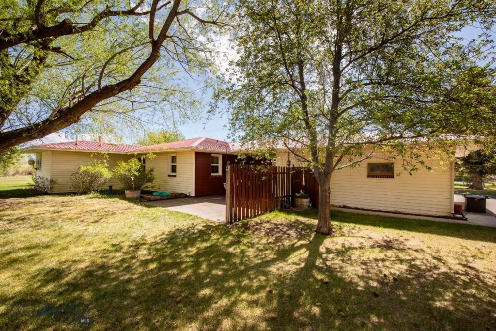 2 Shamrock Lane, Livingston MT 59047