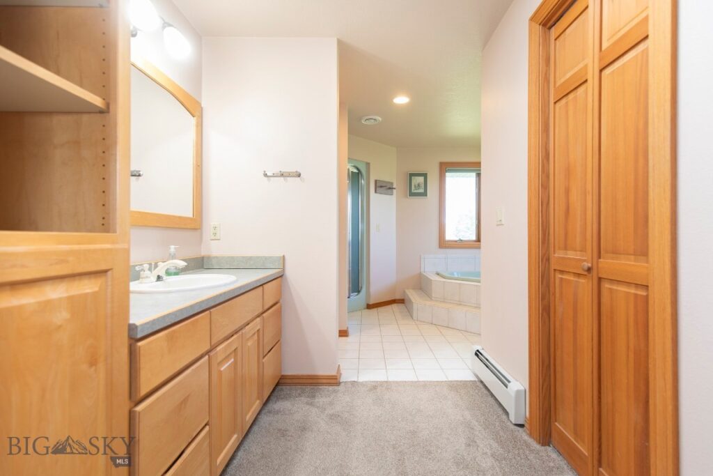 2 Shamrock Lane, Livingston MT 59047