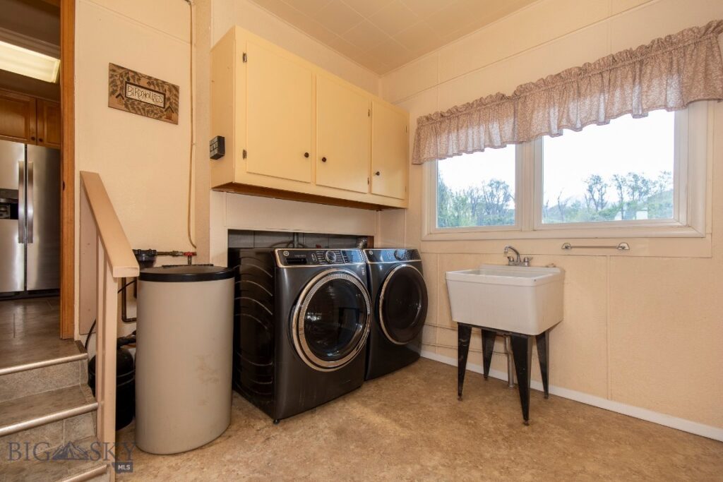 2 Shamrock Lane, Livingston MT 59047