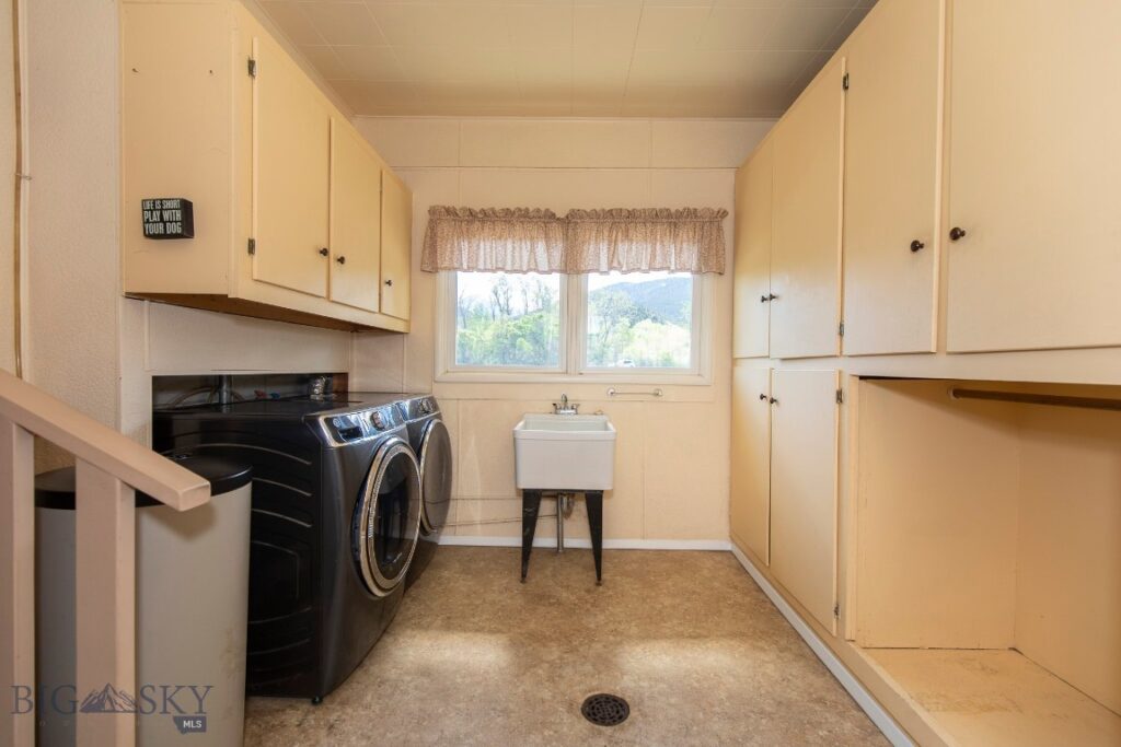 2 Shamrock Lane, Livingston MT 59047