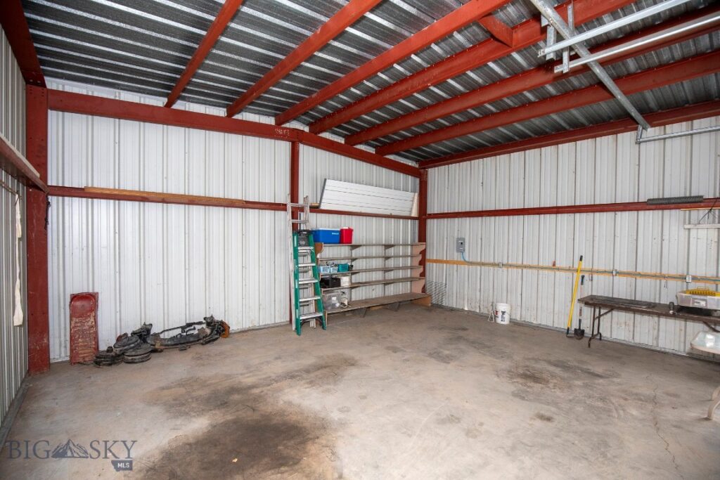 2 Shamrock Lane, Livingston MT 59047