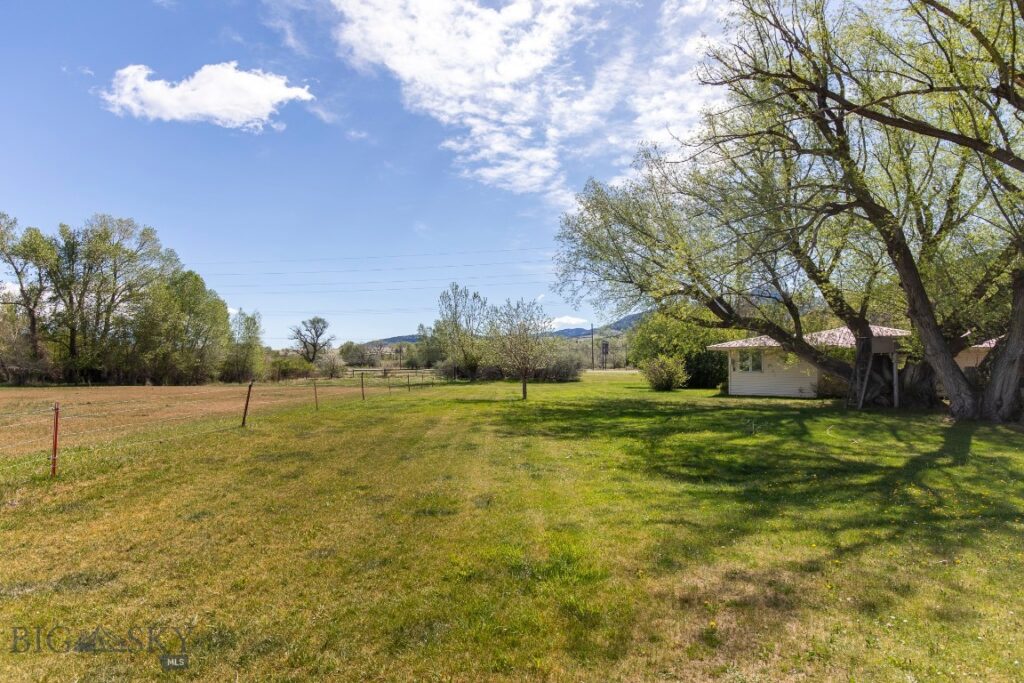 2 Shamrock Lane, Livingston MT 59047